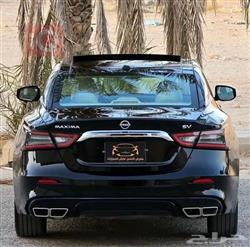 نيسان ماكسيما